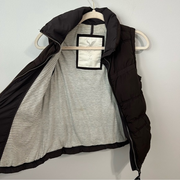 American Eagle Outfitters Chocolate Brown Quilted Puffer Vest Women’s Size Small - Picture 6 of 7